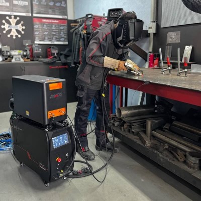 poste-a-souder-laser-manuel-ma1-65-easyweld-avec-devidoir 2